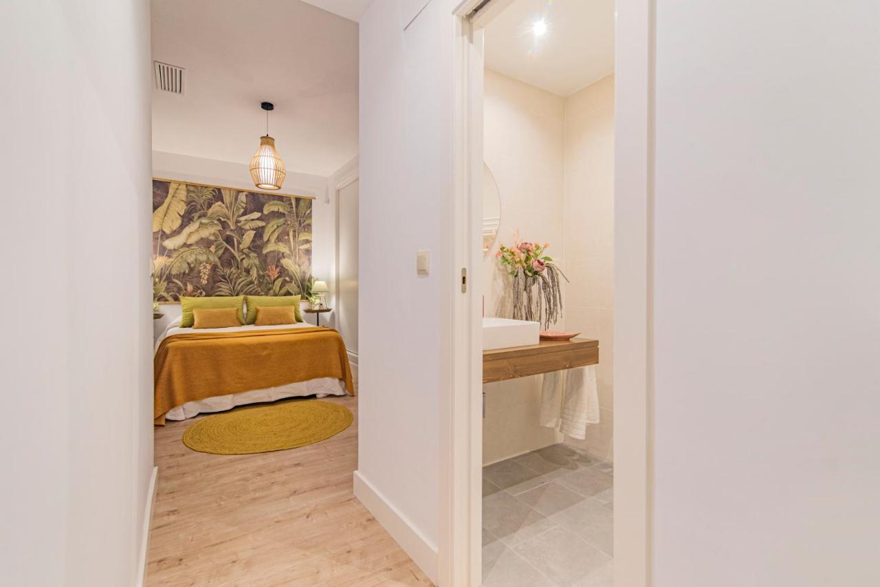 Apartament Qh Plaza De La Trinidad Grenada Zewnętrze zdjęcie