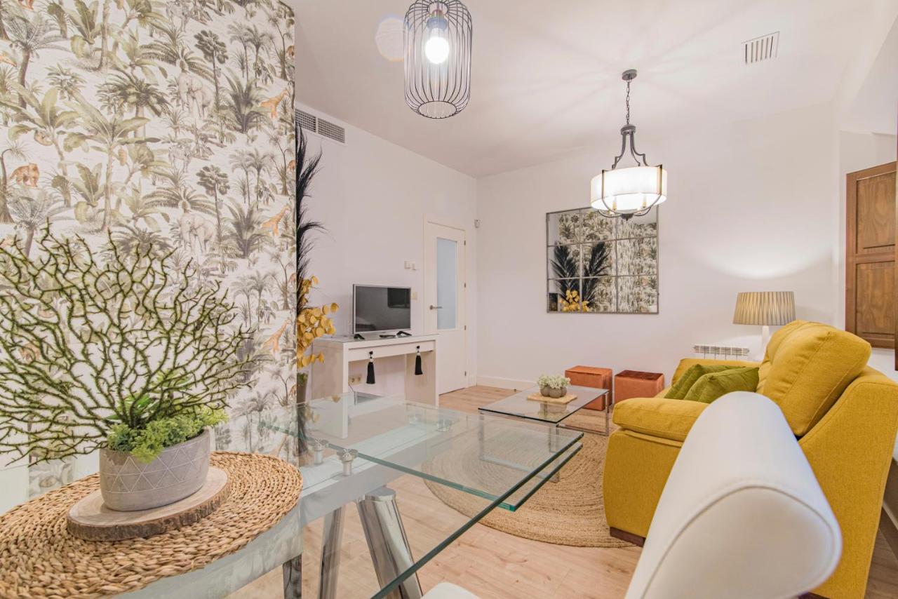 Apartament Qh Plaza De La Trinidad Grenada Zewnętrze zdjęcie